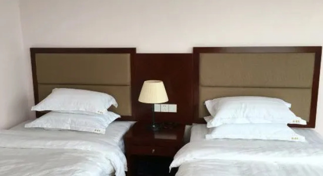 Двухместный семейный люкс с видом на море Haijingwan Hotel
