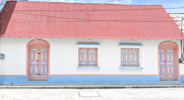 Elegant Apartment The Heart Of Flores, Rezerwuj Apartament Apartamenty w Peten, Apartament
