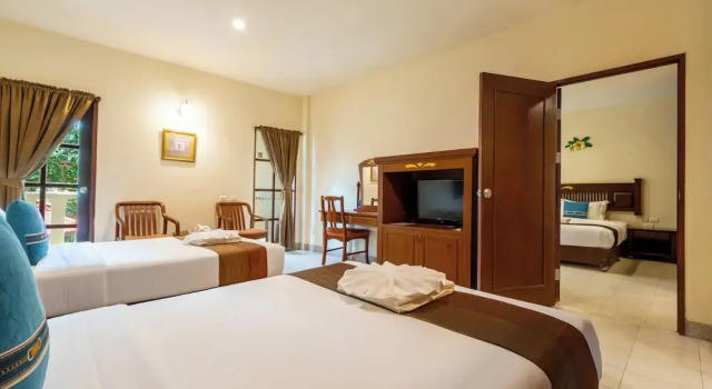 Четырёхместный семейный номер Standard Phuket Leelavadee Hua Ting Resort