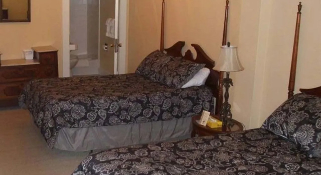 Hotel Leger, Prenota Hotel Mokelumne Hill California