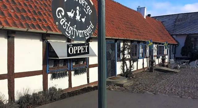 Tunneberga Gästgifvaregård, Book Hotel  