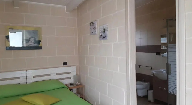 B&B Il Piccolo Rifugio, Забронировать Отель «постель и завтрак» Отели Кастеллана-Гротте с бассейном, Бассейн