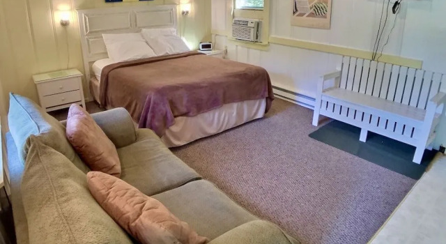 Oak Crest Cottages & Treehouses, Забронировать Отель Отели Northwest Arkansas 3 звезды, 3*