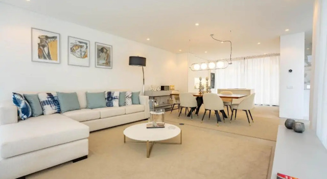 ONE SIX Villa in Vilamoura, Varaa Villa Hotellit Sotavento pysäköinnillä, Pysäköinti