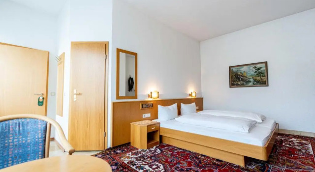 Двухместный номер Standard Hotel am Römerplatz