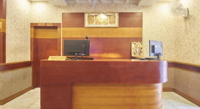 Pleasant Inn, Забронировать Отель Отели штата Тамилнада с парковкой, Парковка