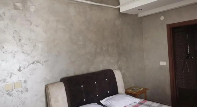Airport Apartments