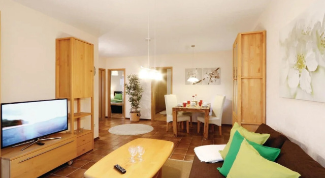 Stunning Home in Thalfang With 2 Bedrooms and Wifi