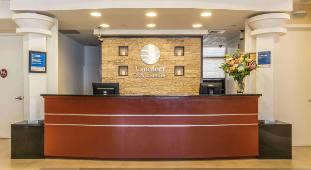 Comfort Inn & Suites LaGuardia Airport, Забронировать Отель Отели Куинс с парковкой, Парковка
