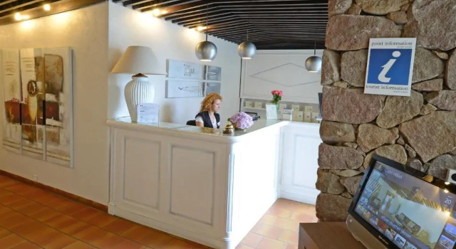 Calvi Hôtel, Забронировать Отель Кальви Balagne