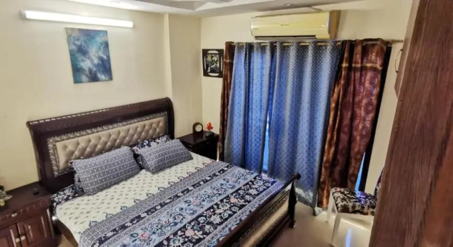 Luxury apartment in Bahria Town Phase iv, Book Apartment Hotels in Islamabad with Parking, Parking