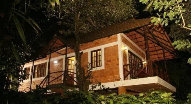 Coffee Acres Plantation Resort, Забронировать Курортный отель Отели штата Кералы с парковкой, Парковка
