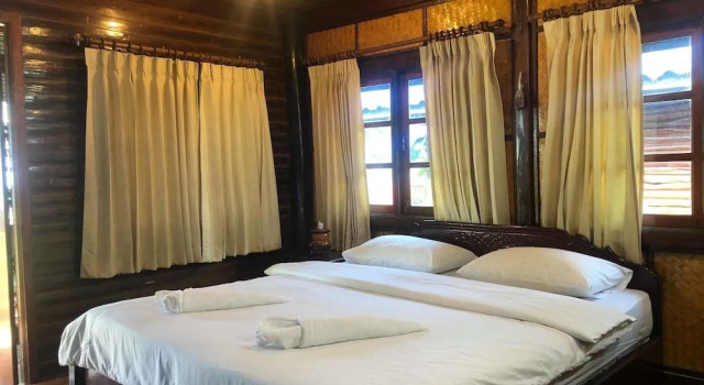 Hadson Resort