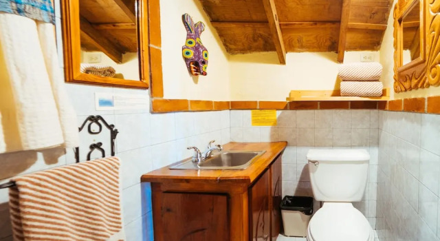 Бунгало Hotel y Cafe La Casa del Mundo