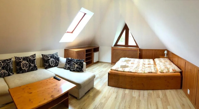 Hotel Lidická bouda, Забронировать Отель Отели Пец под Снежкой с завтраком, рядом с Ski Slope Zahrádky, Завтраки