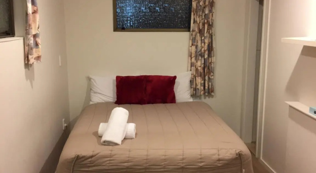 Студия Airport Lodge Motel
