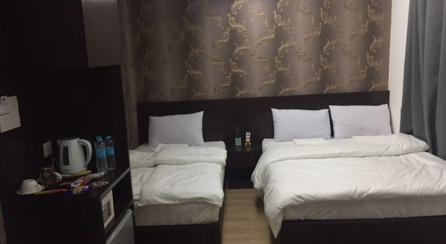 Seven Hotel
