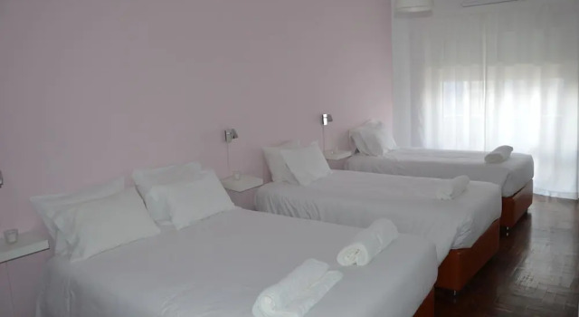 Четырёхместный номер Standard с балконом Lx Center Guesthouse