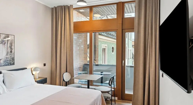 Люкс с балконом Limehome Memmingen Maximilianstraße