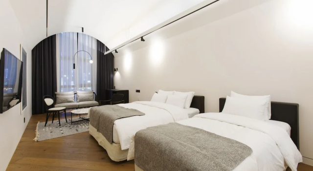 Трёхместный семейный номер Standard GM JS Boutique Hotel