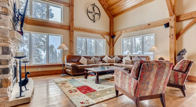 New Listing! Secluded Peak 7 W/ Hot Tub 5 Bedroom Home, Varaa Hotelli Breckenridge Vail Ski