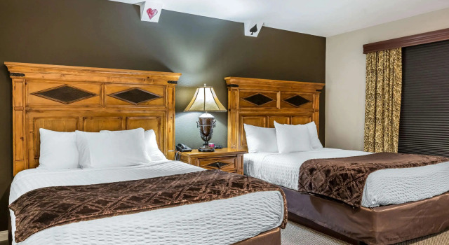 Четырёхместный номер Standard Econo Lodge Lake Elsinore Casino