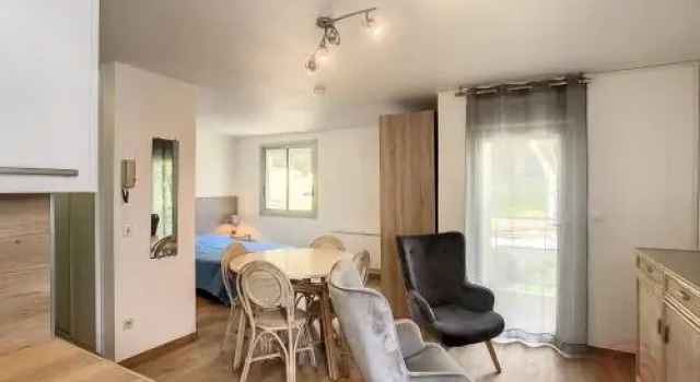 Apartment Le Relais De Manon, 16 Ave Alphonse Daudet 15, Rezervasyon Daire Lamalou-les-Bains Hérault