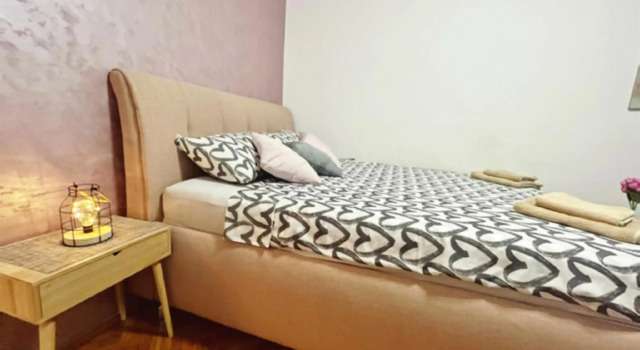 Downtown apartman T