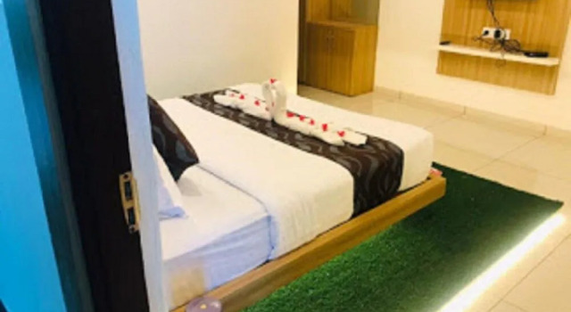 Hotel Fountain Fun, Prenota Hotel Patan Gujarat