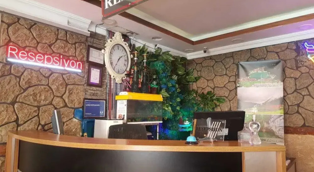 Carsi Otel