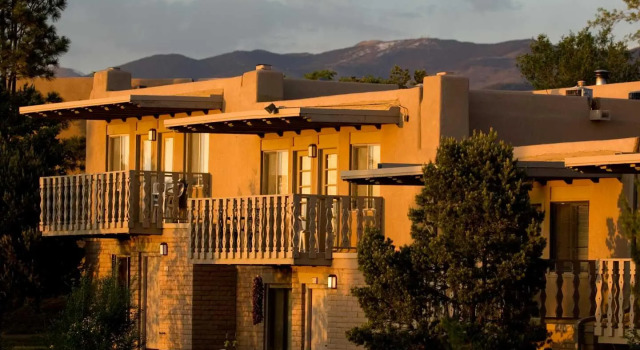 Fort Marcy Hotel Suites by All Seasons Resort Lodging