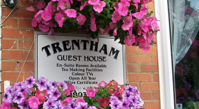 Trentham Guest House, Book Bed and Breakfast Paignton Devon