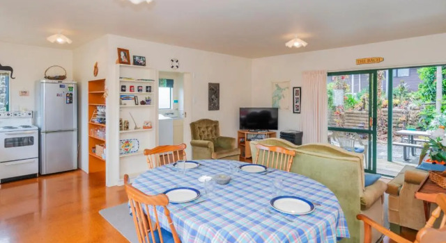 The Bach - Whitianga Holiday Home, Buchen Sie Hotel Whitianga 