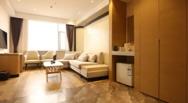 Люкс Deluxe Marriott International Hotel Hunchun
