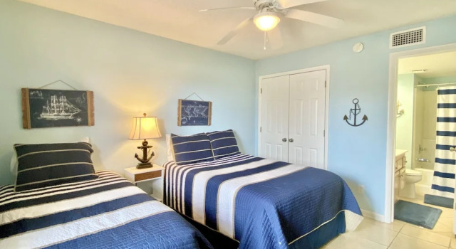 Wind Drift 102S by ALBVR, Boek Appartement Orange Beach 