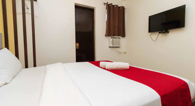 OYO 637 Fox Hotel (Quarantine Hotel), Забронировать Отель Кесон-Сити 