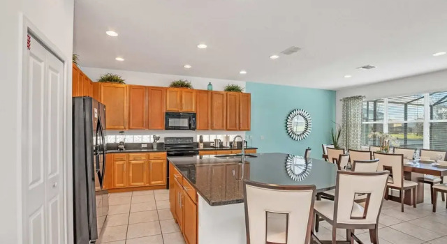 Кровать в общем номере Stunning Lake View, Big Pool Area With CDC Standards #6bv507