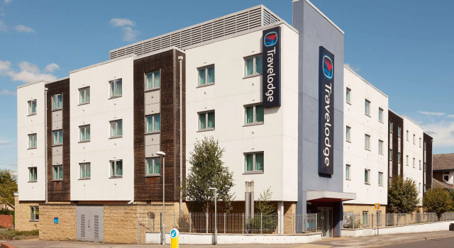 Travelodge Bracknell Central, Varaa Hotelli Bracknell Berkshire