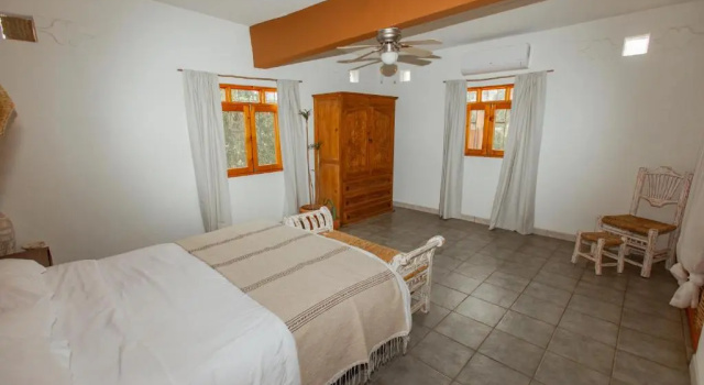 Cien Palmas- Authentic Mexican Casita 1 -Downtown, Забронировать Отель Отели Южной Нижней Калифорнии с парковкой, Парковка
