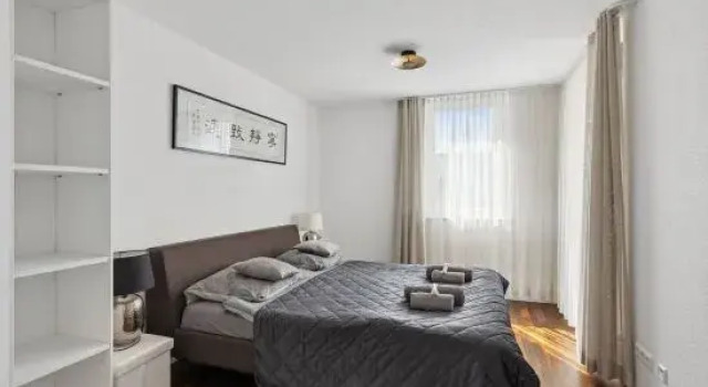 EXQUIS 2BR Luxury Apt. ROLF BENZ | Parking | Centre | Kitchen | Pick-up Service Airport, Reserva ahora Hotel Hoteles en Baden-Wurtemberg con aparcamiento, Aparcamiento