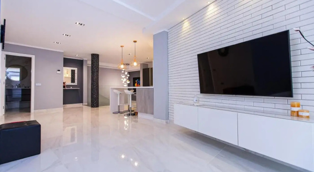Luxury 2 bedroom apartment in Los Cristianos, Prenota Appartamento Hotel a Tenerife con piscina, Piscina