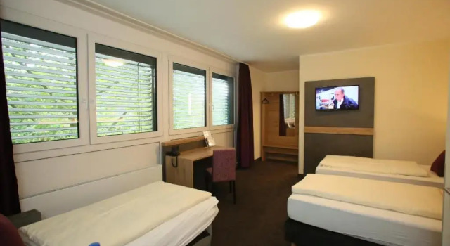 Трёхместный номер Standard Hotel Münchner Hof