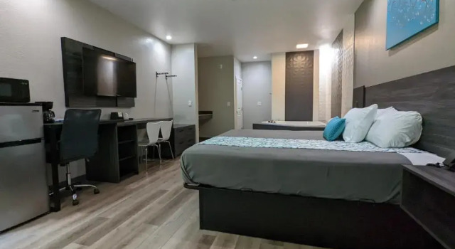 Люкс Crystal Inn Jacinto City