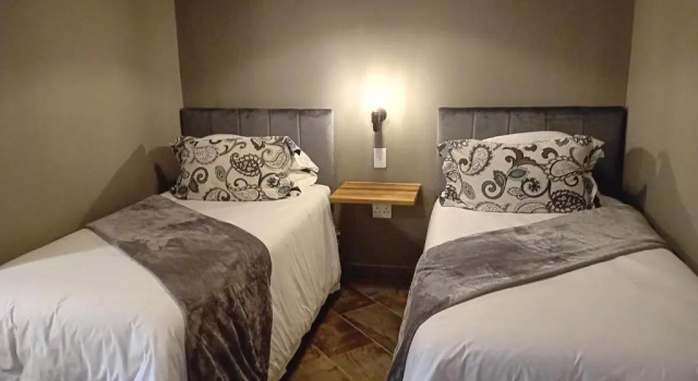 Люкс Classic Hornbill Family Suites