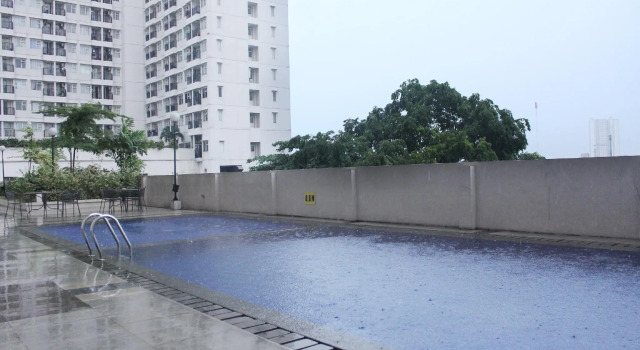 Camera doppia Standard con balcone OYO 266 Margonda Residence 5