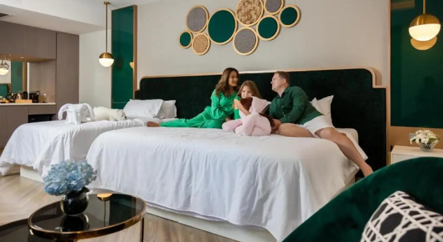 Семейный номер Deluxe La Seine Boutique Hotel
