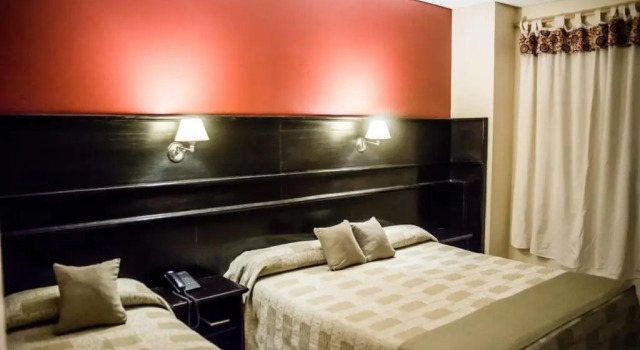 Трёхместный номер Standard Hotel Ciudad