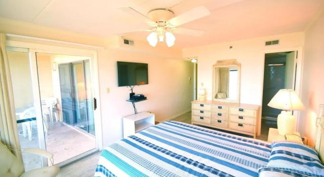 Marigot Beach 209 2 Bedroom Condo by RedAwning