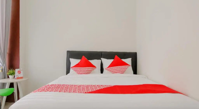 OYO 2798 Semeru Residence Syariah