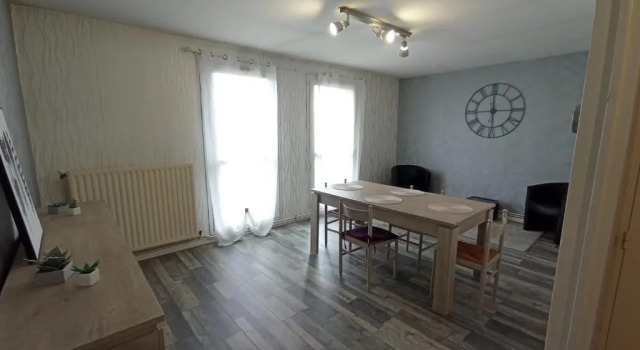 Апартаменты LENS, Bel appartement lumineux de 70 m² (centre ville)